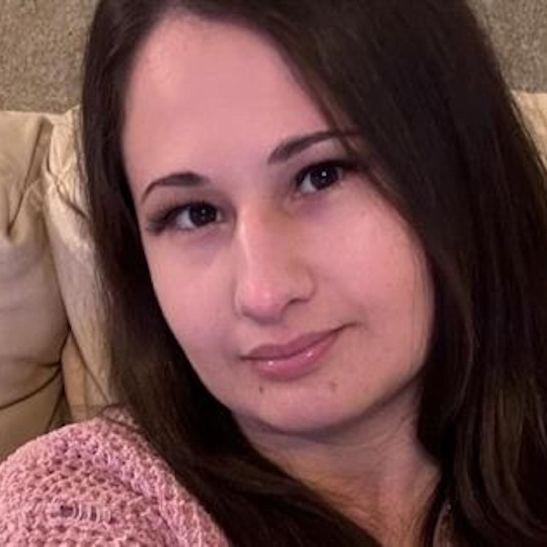 Gypsy Rose Blanchard Reveals Hair Transformation After Prison Release gypsy-rose-blanchard-reveals-hair-transformation-after-prison-release